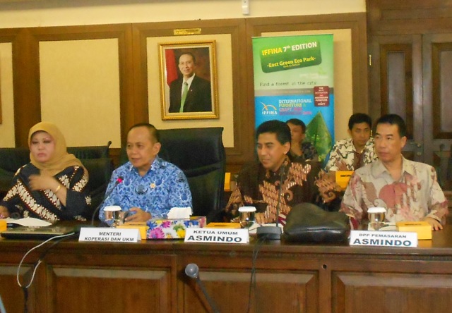 Kemenkop akan Revitalisasi 60 Pasar Tradisional pada 2014